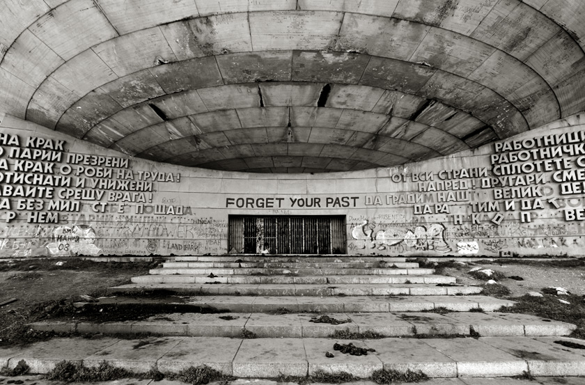 Nikola Mihov  | Forget your past