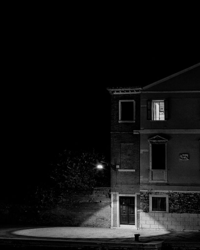 .
Pentax 67
Kodak Tri-X 400
Rodinal

#baad5eed #ishotfilm #analogphotography #grainisgood #bnwzone #bnw_switzerland #bnwphotography #bnw_magazine #bnwawards #filmbnw #filmphotomag #infilmwetrust #filmisnotdead #filmisbetter #blackandwhitephotographymag #shotitwithfilm #theanalogclub #deepblackmag #monochrome #monochromatic #monochromephotography #argentique #blackandwhitephotography #bnw #blackandwhite #photography #photooftheday #bnw_captures #schwarzweissfotografie #NDLP26