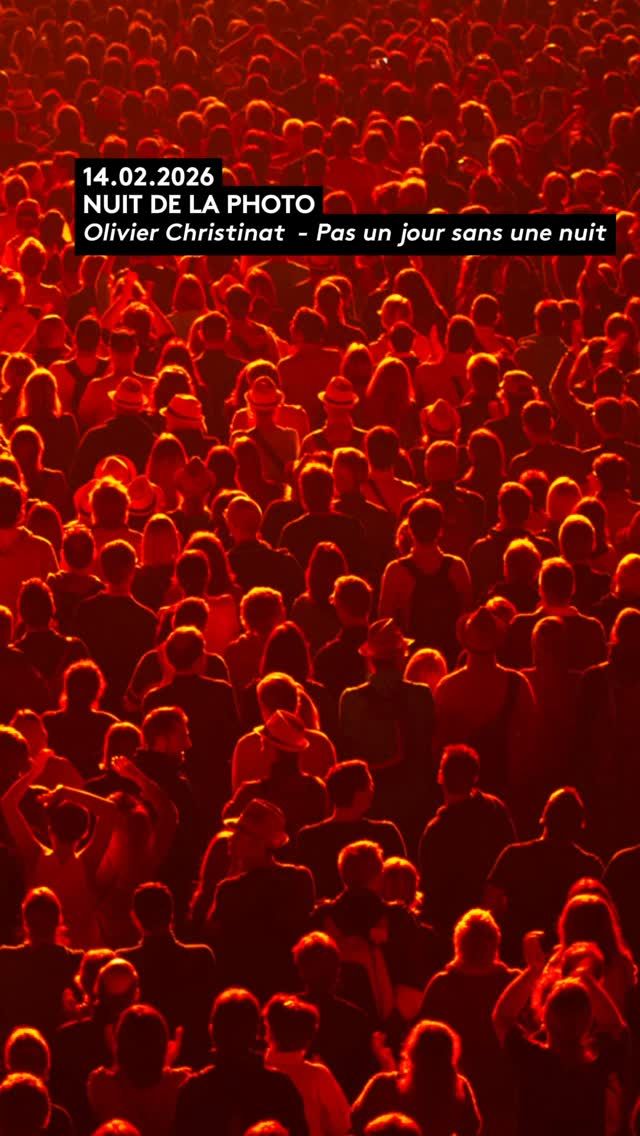 Un·e photographe. Une œuvre. Une voix. 1 minute. Olivier Christinat parle de sa série « Pas un jour sans une nuit », qui sera présentée à la Nuit de la Photo 2026. À écouter comme une bande-annonce de ce que vous découvrirez le 14 février à La Chaux-de-Fonds. #nuitdelaphoto #photographie #olivierchristinat #festivalphoto #artvisuel unregardunevoix