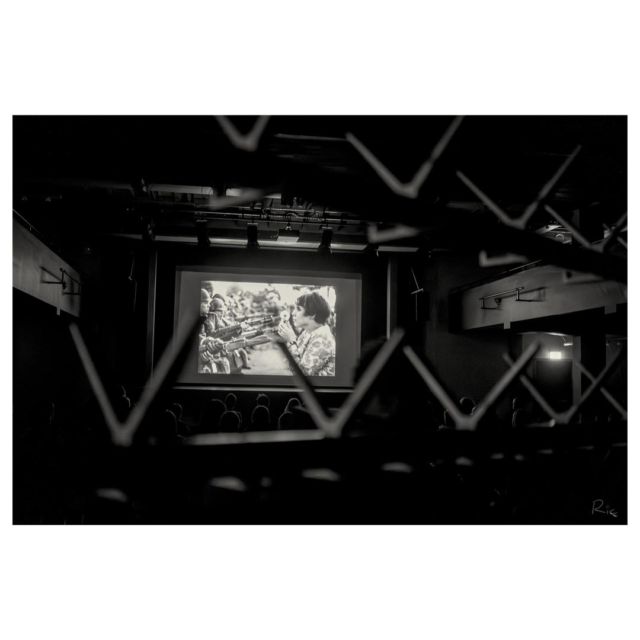 Nuit de la photo - La Chaux-de-Fonds

#ndlp26 #festivals #photograpy #fuji #xt20 #2300cdf #chauxdefonds #lachauxdefonds #instaneuch #nuitdelaphoto